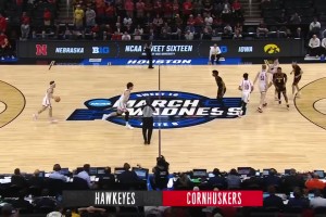 NCAA甜蜜16强，爱荷华大学 77-71战胜内布拉斯加